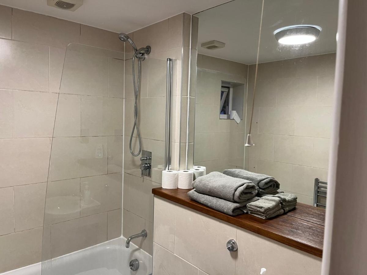 Three Bedroom House In Tooting By Star Apartments Londres Extérieur photo