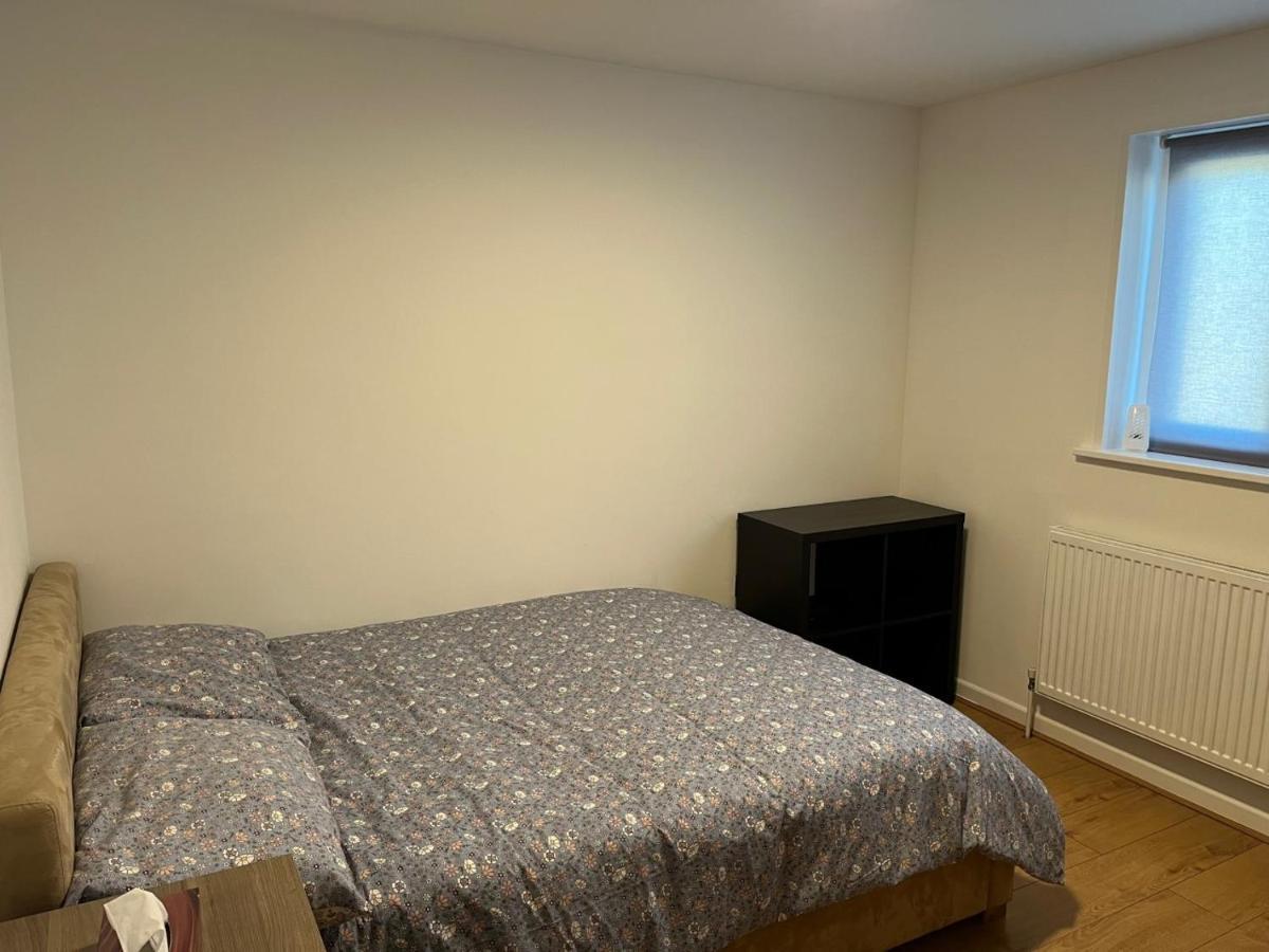 Three Bedroom House In Tooting By Star Apartments Londres Extérieur photo