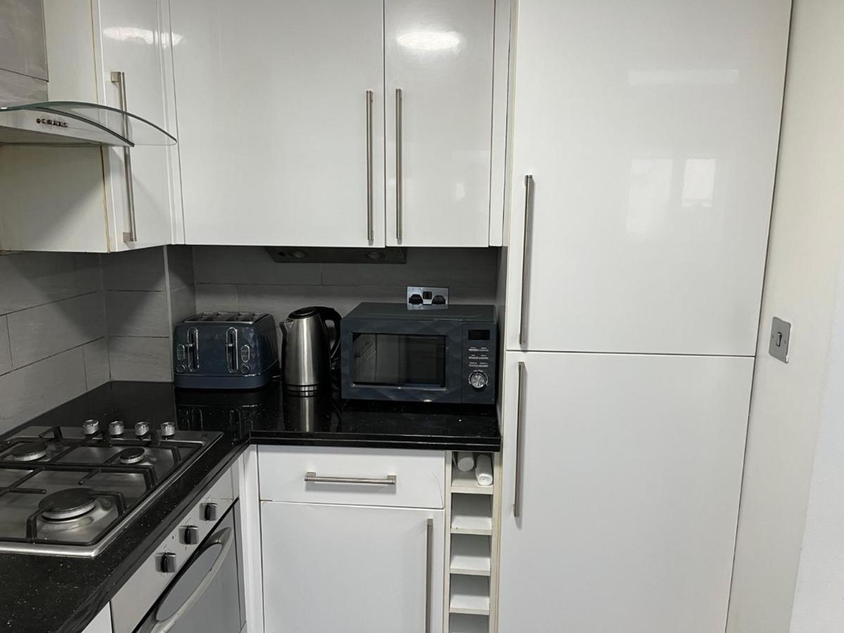 Three Bedroom House In Tooting By Star Apartments Londres Extérieur photo